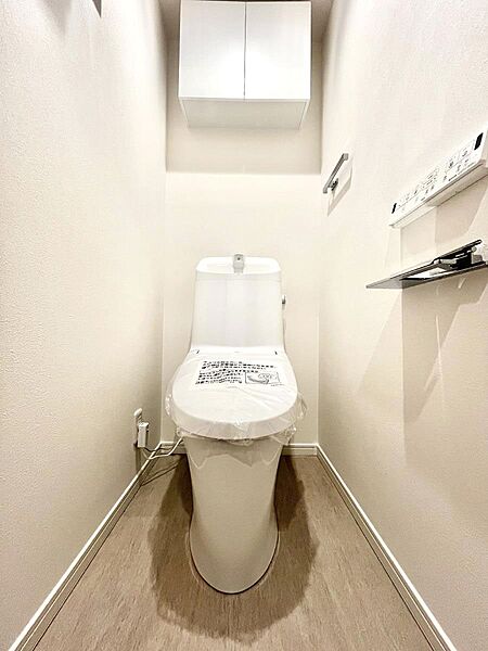 トイレを拡大表示