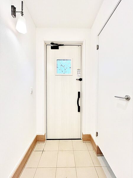 玄関を拡大表示