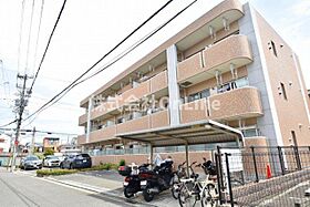 フォンテーヌ  ｜ 大阪府東大阪市玉串町西1丁目（賃貸アパート1LDK・3階・47.17㎡） その1