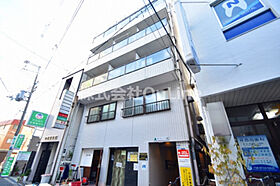 ライラック小阪  ｜ 大阪府東大阪市下小阪1丁目（賃貸マンション1R・6階・18.76㎡） その1