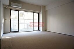 メゾン・ド・中目黒 402 4階ワンルームのリビング/ダイニング