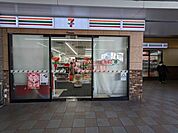 セブンイレブン小田急経堂店 徒歩18分。 1380m