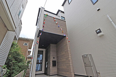外観:本日ご見学できます♪ご購入の際の値引き交渉も頑張ります♪頭金の無い方など住宅ローン審査に不安をお持ちの方もお気軽にお問合せ下さい♪ 外観:本日ご見学できます♪ご購入の際の値引き交渉も頑張ります♪頭金の無い方など住宅ローン審査に不安をお持ちの方もお気軽にお問合せ下さい♪