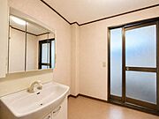 ※空室をイメージしCG加工したものです。画像は実際の室内写真と間取り図から再現した「室内イメージ」で実際とは多少異なります。