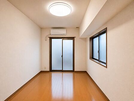 ※空室をイメージしCG加工したものです。画像は実際の室内写真と間取り図から再現した「室内イメージ」で実際とは多少異なります。