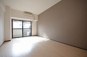 別号室の写真です（反転）
