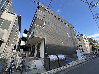 外観：建物外観を気になさる方へ、見た目の良い物件です