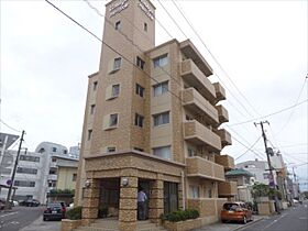 アミーゴ大供  ｜ 岡山県岡山市北区大供２丁目12-2（賃貸マンション1K・4階・31.50㎡） その1