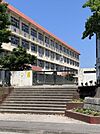 桜丘東小学校桜丘東小全児童数421名（R3年度）校訓は　やる気　思いやり　たくましさ教育目標は　確かな学力を身に付け、豊かな感性と思いやりの心をもった、心身ともにたくましい創造性のある 282m