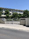 東谷山小学校東谷山小教育目標は　たくましく　心豊かで自ら学ぶ　東谷山の子の育成校訓は　未来の子　豊かな子　英知の子 627m