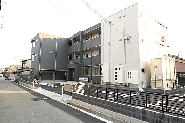 兵庫県姫路市西庄(賃貸アパート1LDK・2階・42.86㎡)の写真 その1