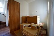 （設置予定）収納が隠れて使いやすい、シャワー付き三面鏡洗面ドレッサーです。朝の準備もぬかりなくできます。