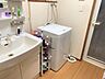 洗面：清潔感あふれる洗面所！朝の準備も気持ちよくできます。