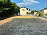外観：前面道路含む現地写真