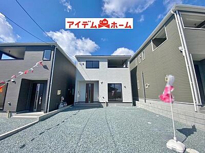 外観：2号棟外観写真 　当日の案内も可能です。 お気軽にお問い合わせください 