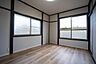 子供部屋：お子様の成長に合わせて変化できるよう、 使いやすくシンプルに仕上げてあります。