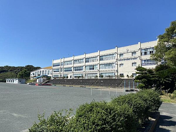 周辺を拡大表示