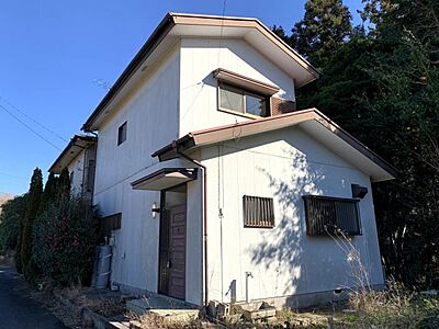 外観：自然に囲まれた閑静な住宅地