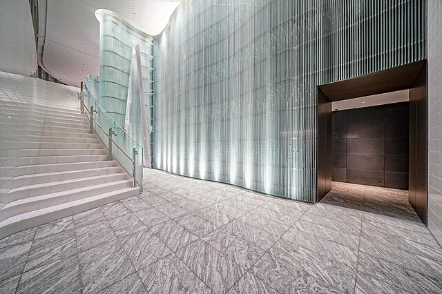  パークコート青山ザタワー 21階/-