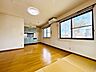 リビング/ダイニング：居間・リビング