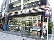 セブンイレブン中央区新川2丁目店 130m