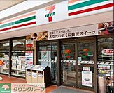 セブンイレブン江東門前仲町1丁目店 徒歩3分。コンビニ 230m