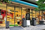 もとまちユニオン六本木店 徒歩5分。 390m