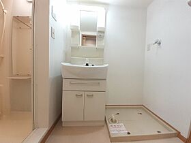 シェーネ 102 ｜ 滋賀県草津市野路東５丁目（賃貸マンション1R・1階・27.25㎡） その3