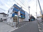1階店舗・事務所テナント募集、スーパー　フードガーデン目の前・1階は弁当屋営業中