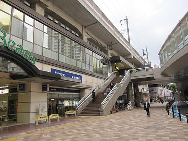 周辺