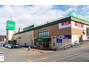 サンキ西岡店 402m