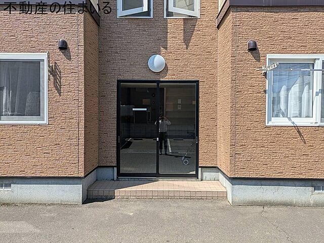 6 / 9