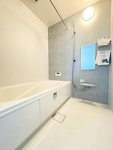 浴室を拡大表示