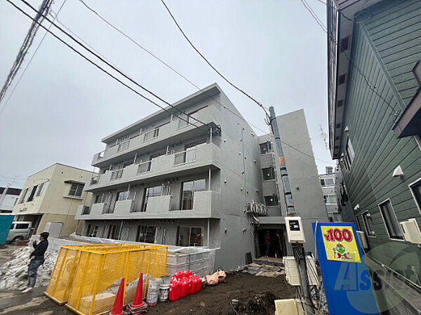 北海道札幌市白石区菊水五条3丁目(賃貸マンション1LDK・1階・32.09㎡)の写真 その1