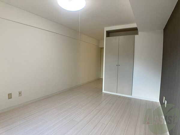 画像10:白を基調としていてお部屋全体が明るいですね！
