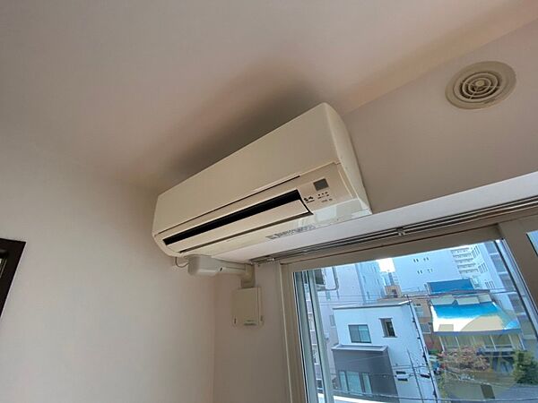 画像14:エアコンが設置されているので、入居日から利用できます。