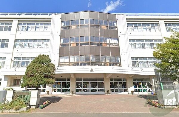 画像14:札幌市立中の島中学校 1259m