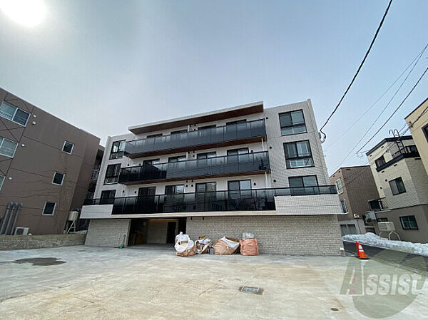 北海道札幌市中央区南十一条西17丁目(賃貸マンション3LDK・4階・80.46㎡)の写真 その1