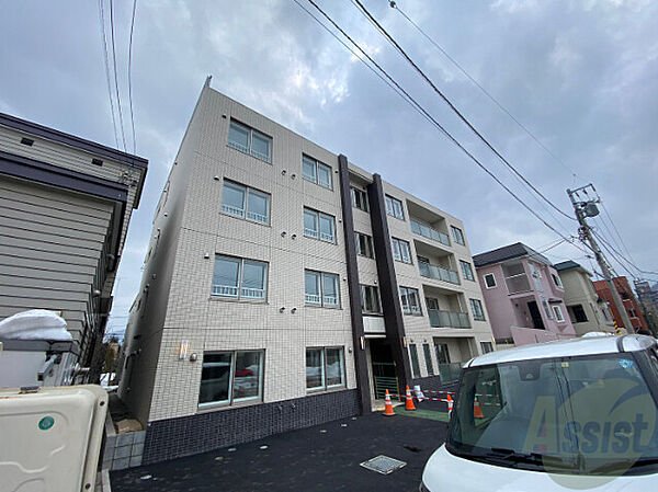 北海道札幌市中央区南九条西16丁目(賃貸マンション2LDK・1階・61.02㎡)の写真 その1