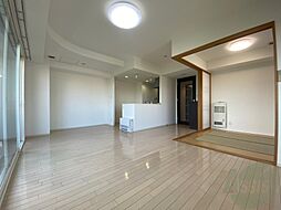 札幌市営東西線 西18丁目駅 徒歩7分の賃貸マンション 8階3LDKのリビング/ダイニング