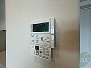 こちらは、床暖房です。寒い北海道の冬も安心ですね！