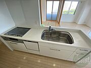 洗い場が大きくて洗い物もしやすそうです。