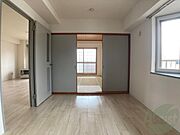 色々な角度から撮ってみましたが想像つきますか？