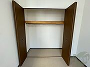 クローゼットがありました。お洋服や荷物はここへ