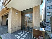 前面道路、建物周り等