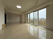 色々な角度から撮ってみましたが想像つきますか？