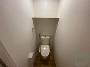 トイレです。ウォシュレット付を探している方、おすすめです。