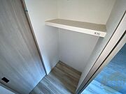 洋室にはクローゼットがあるのですっきり片付きそうです。