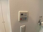 浴室乾燥機付きのお風呂です！快適に使えそうですね。
