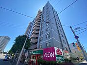 まいばすけっと南4条東4丁目店 108m